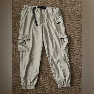 Nike Tech Lined Woven Pants Cargo Khaki Black Men's Size XL FB7911-247